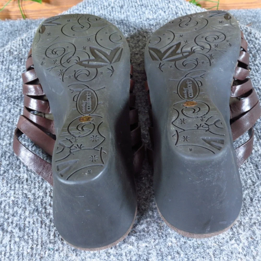 Strictly Comfort Women Strappy Wedge Sandals Sz 9.5 Casual Slide Brown Medallion